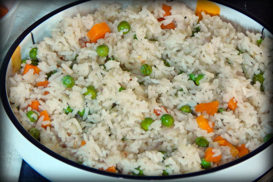 برنج و خوراک سبزیجات